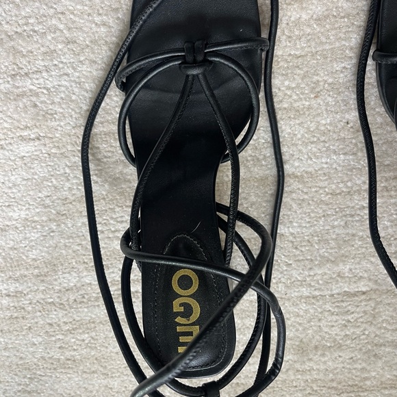 Ego Strap Wrap Up Heels - Picture 3 of 4